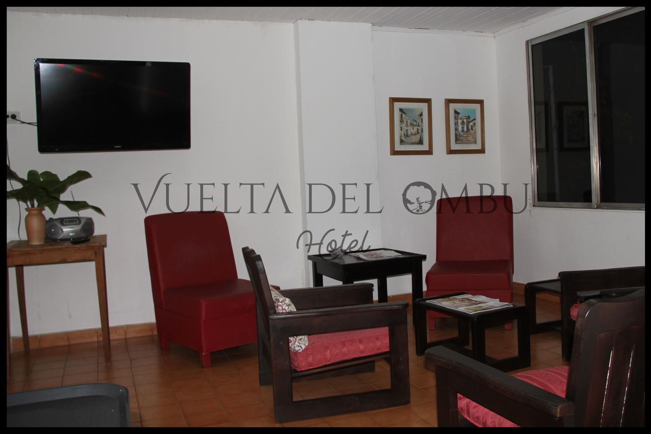Hotel Vuelta Del Ombu Gobernador Virasora Exterior foto
